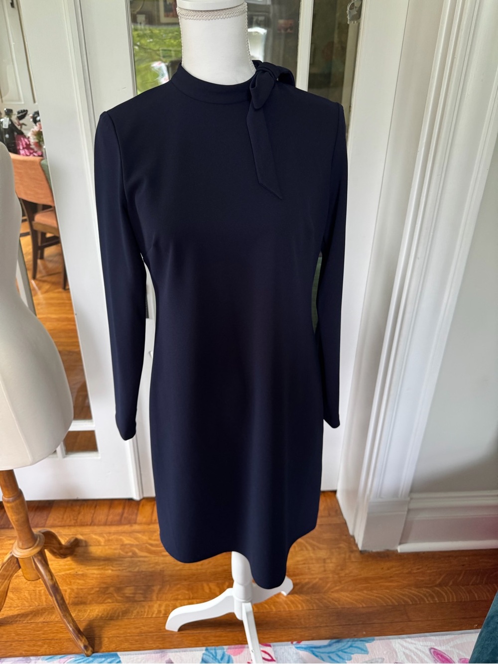 Calvin Klein Navy Long-Sleeve Tie-Neck Shift Dress